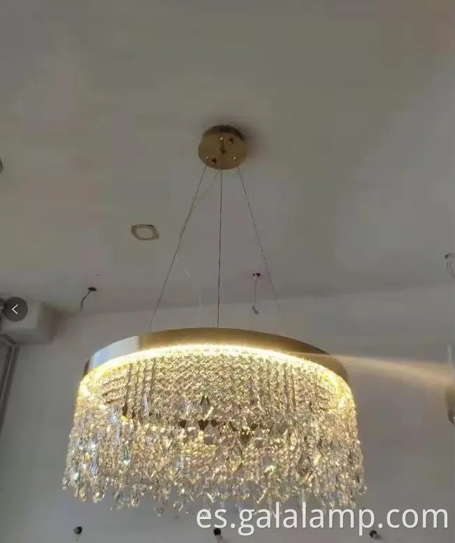 Luz colgante de cristal de oro de oro para bodas elegantes